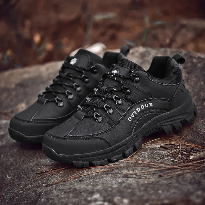 Tracer™ - Orthopedic hiking shoes with arch support