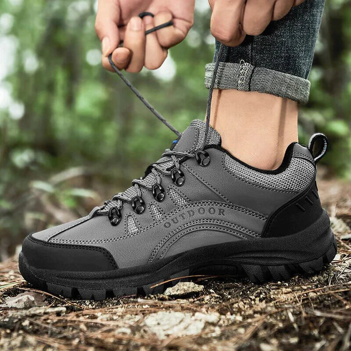 Tracer™ - Orthopedic hiking shoes with arch support