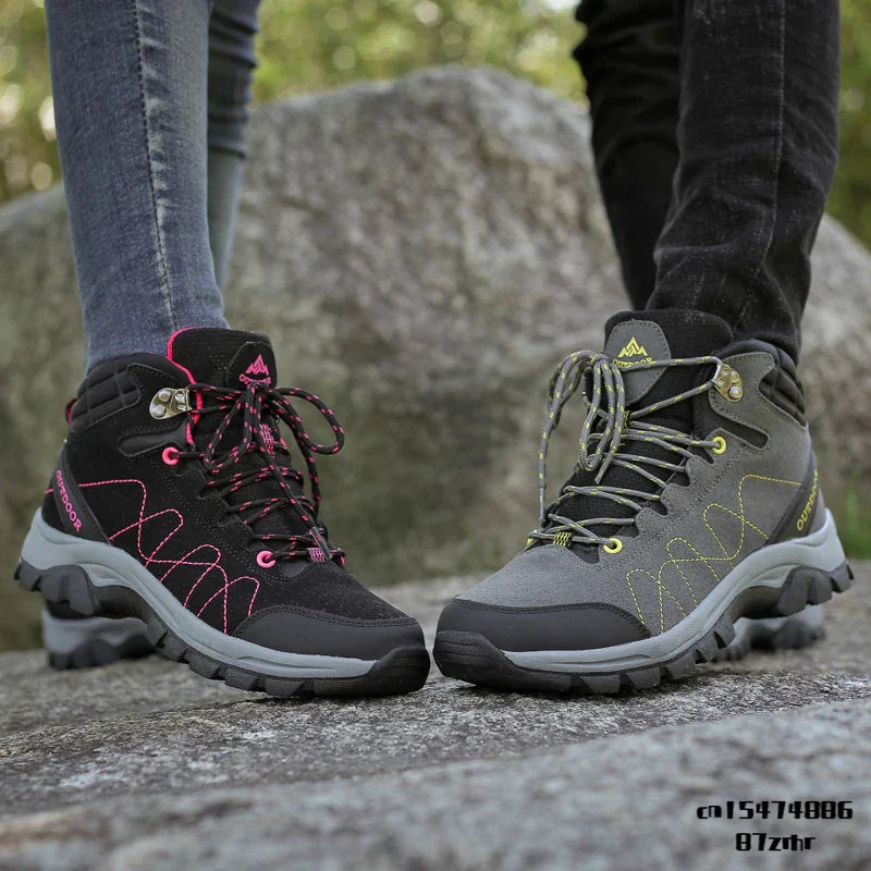 PeakClimb: Waterproof Hiking Boots for Endless Adventures and Maximum Comfort